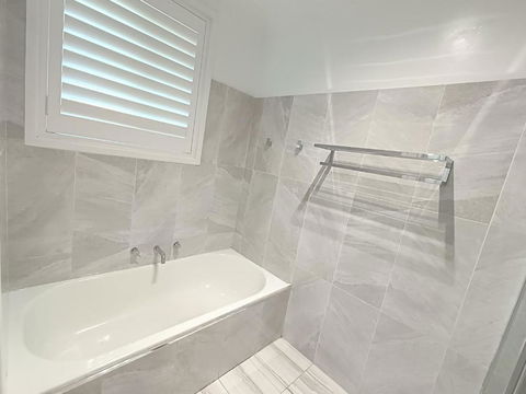 Peaceful Room In Modern Baulkham Hills Home - BH3 - Inverell Accommodation 2