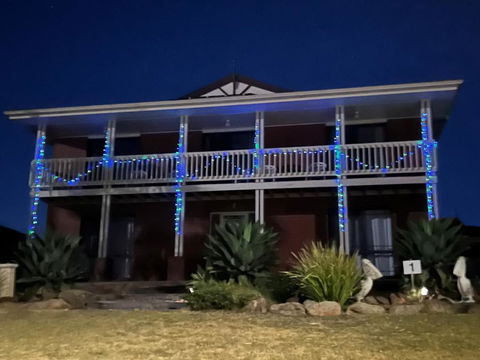 Pelican Retreat - Corporate / Tradie / Family - Inverell Accommodation 0