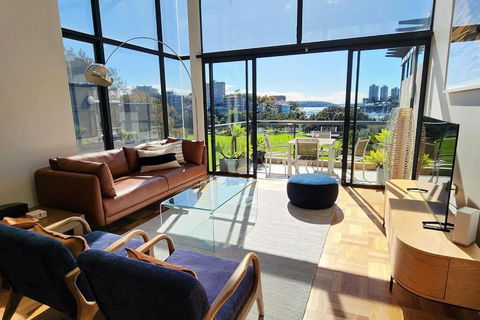 Penthouse With Private Terrace, Parking + 2 Pools - Inverell Accommodation 0