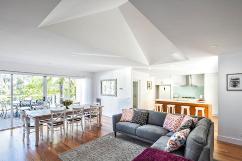 Perfect Location For Yarra Valley Dandenong Ranges - Inverell Accommodation 2