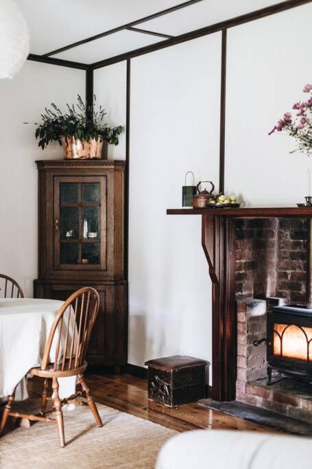 Pickers Hut - A Country Style Featured Dream Stay - Inverell Accommodation 2