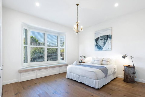 Point Leo Luxury Beach House - Point Leo - Inverell Accommodation 3