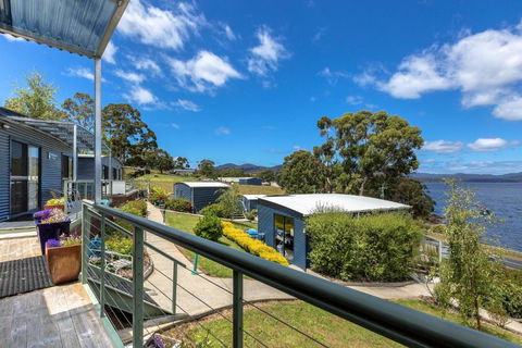 Port Huon Cottages - Inverell Accommodation 1