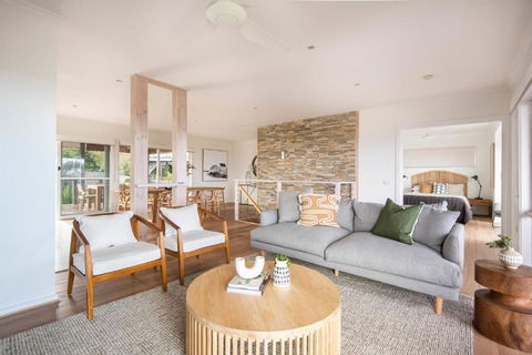 Perfect Peninsula Base With Heated Pool And Spa - Inverell Accommodation 1