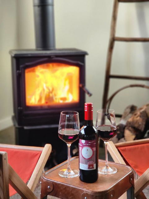 Red Door Collective - RDC Vineyard Estate, Luxury Adult Only Stay - Inverell Accommodation 2