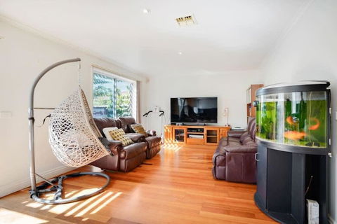 Prized Home Away From Home In Enviable Location - Inverell Accommodation 2