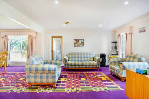 Prized Home Away From Home In Enviable Location - Inverell Accommodation 3