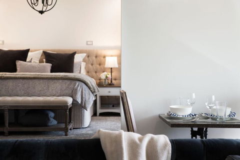 Provence Spa Villa 2 - Inverell Accommodation 1