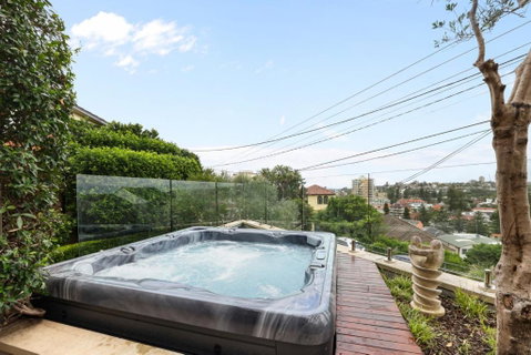 Ra Wonga - Queenscliff Beach House - Inverell Accommodation 0