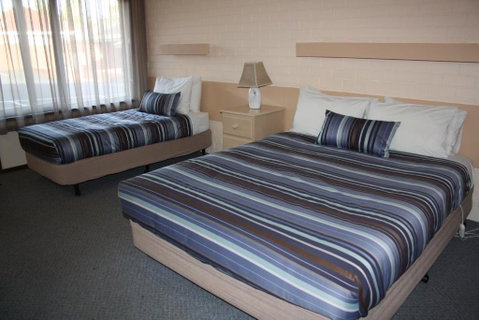 Raglan Motor Inn - Inverell Accommodation 2