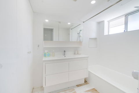 Rainbow Bay - 2BR Haven - Inverell Accommodation 1