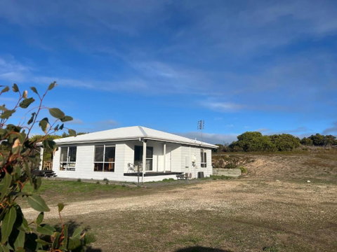 Ramblers Croft - WiFi Pet Friendly Inside - Inverell Accommodation 0