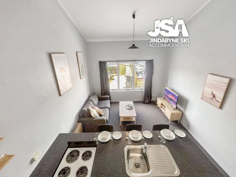 Razorback 14 - Inverell Accommodation 1