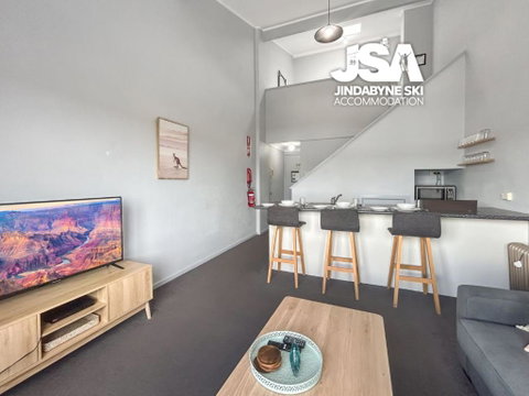 Razorback 14 - Inverell Accommodation 2