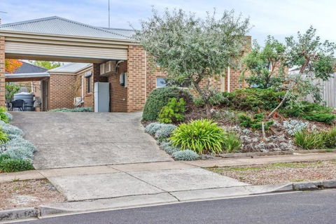 Reconnect On Daly I Epworth And Deakin - Inverell Accommodation 0