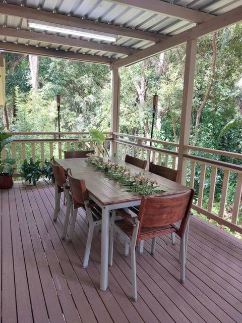 Rainforest Retreat-Fireplace-BBQ-3 Acres- - Inverell Accommodation 3