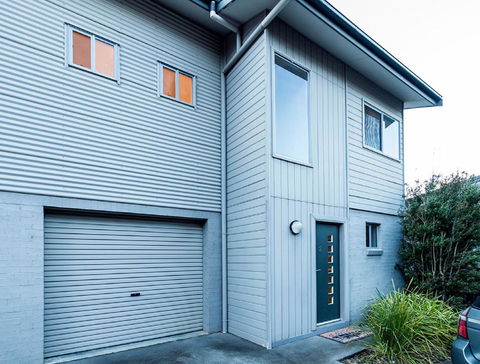 Aspect 2/8a Poly Cow Lane - Inverell Accommodation 3