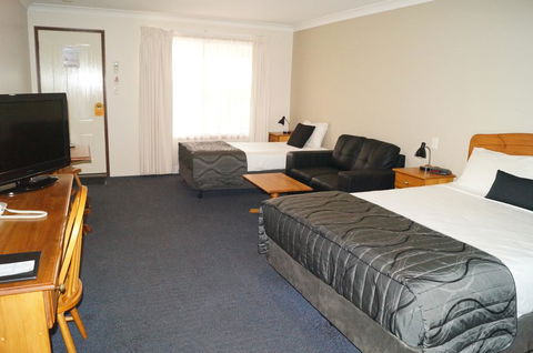 Asters On James Motor Inn - Inverell Accommodation 0