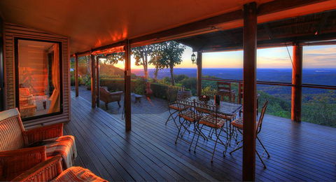 At Remingtons Private Cottages & Lodge - Inverell Accommodation 2