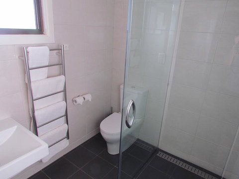 Augathella Motel & Caravan Park - Inverell Accommodation 1