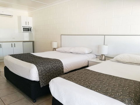 Augathella Motel & Caravan Park - Inverell Accommodation 0
