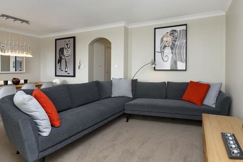 Avalanche 6 - Sophisticated Style &modern Comfort With A Central Location - Inverell Accommodation 1