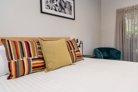 AVENUE MOTEL APARTMENTS - Inverell Accommodation 0