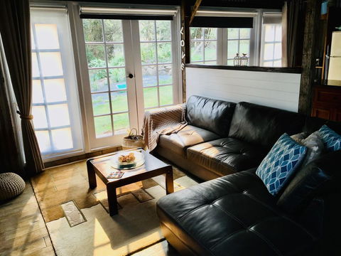 Awesome Barn Gold Coast Hinterland - Inverell Accommodation 0