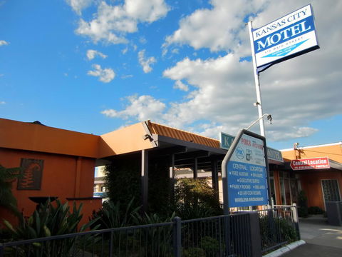 Bairnsdale Kansas City Motel - Inverell Accommodation 0