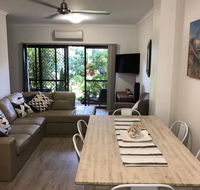 Balcony Apartment Port Douglas - Inverell Accommodation
