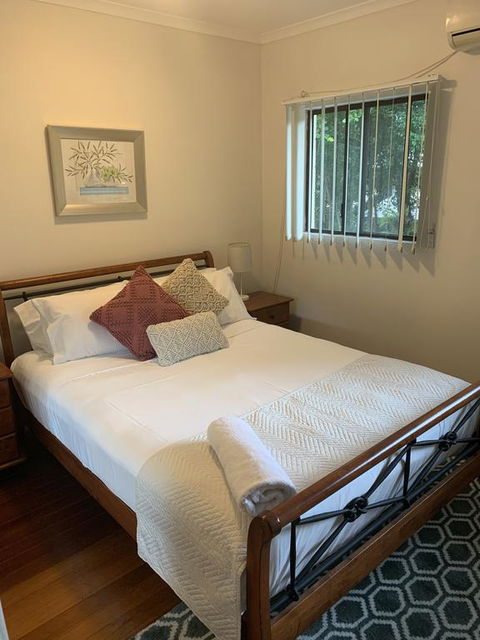 Balcony Apartment Port Douglas - Inverell Accommodation 1