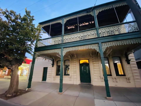 Balcony Level - Heygarth House - Port Of Echuca Townhouse - Inverell Accommodation 0