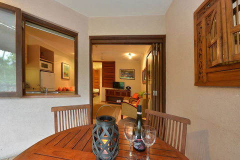 Bale 19 @ Hibiscus - Inverell Accommodation 3