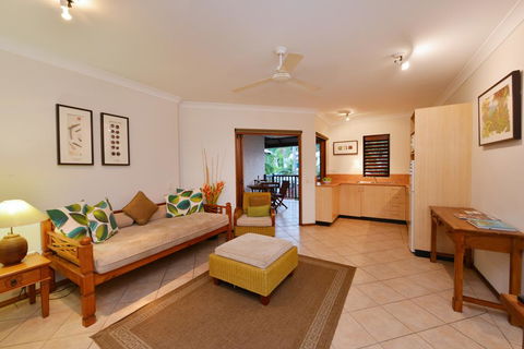 Balinese Style Apartment - Inverell Accommodation 0