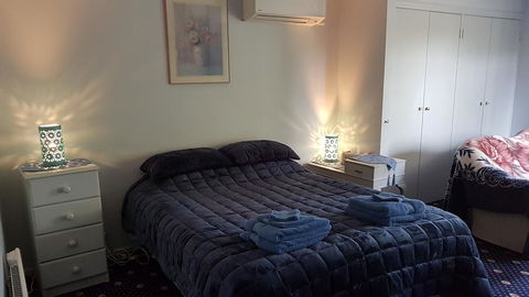 Ballarat Tranquility Cottages - Inverell Accommodation 2