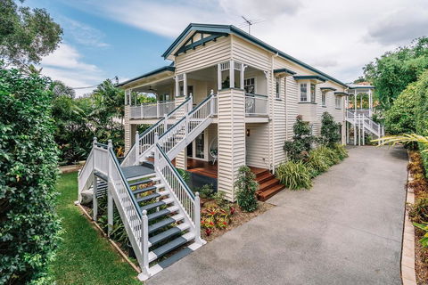 Balmoral Queenslander - Inverell Accommodation 0