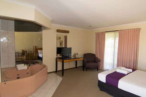 Balranald Motor Inn - Inverell Accommodation 1