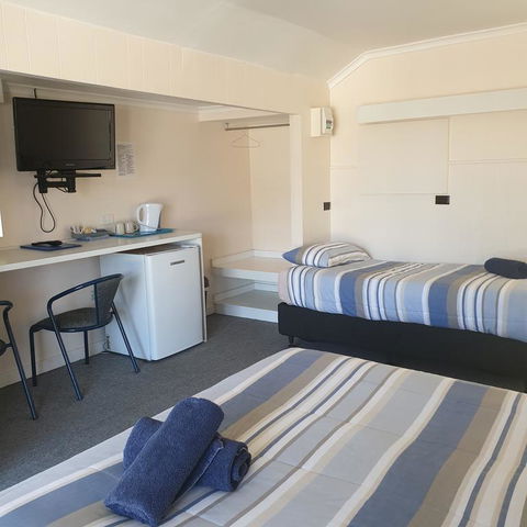 Bamboo Motor Inn - Inverell Accommodation 3