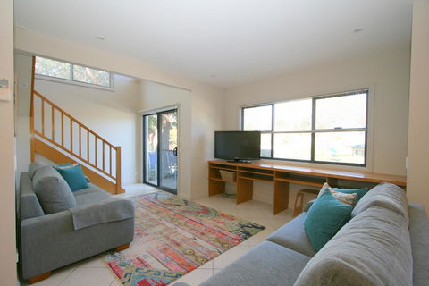 Banjos Way 2/23 Banjo Patterson Crescent - Inverell Accommodation 1