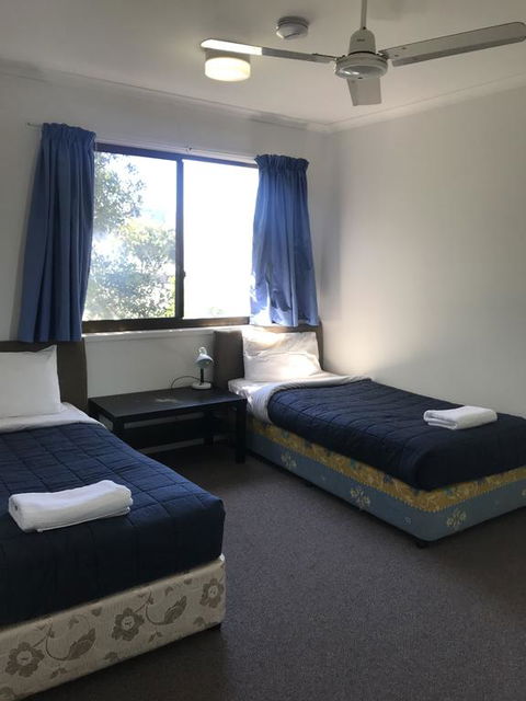 Bargara Beach Motor Inn - Inverell Accommodation 2