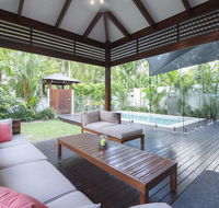 Beach Condominium - Inverell Accommodation