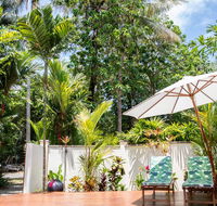 Beachfront Hideaway - Port Douglas - Inverell Accommodation
