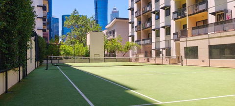 Resort-style Living In Perth CBD - 2X2 Apt - Inverell Accommodation 1