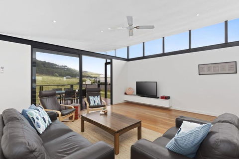 Red Salt - Inverell Accommodation 0