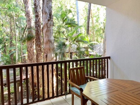 REEF RETREAT APARTMENTS PALM COVE Unit 12 - Inverell Accommodation 3