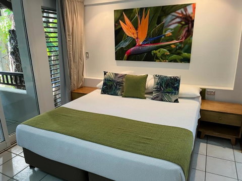 REEF RETREAT APARTMENTS PALM COVE Unit 28 - Inverell Accommodation 0