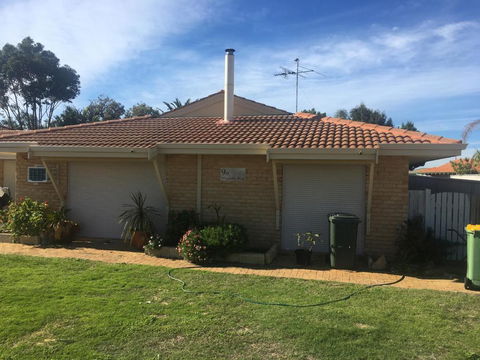 Relaxed Ocean View - Inverell Accommodation 0