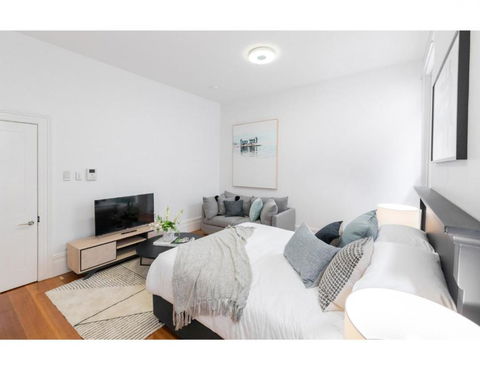 Renovated Studio In Bohemian Area Close To City - Inverell Accommodation 1