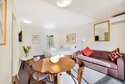 Renovated Stylish Studio - Inverell Accommodation 1