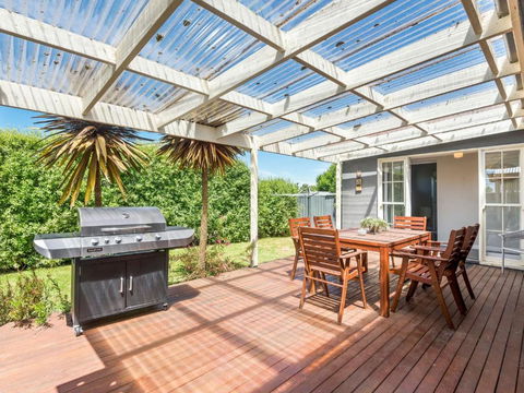 Resarf Retreat - Inverell Accommodation 1